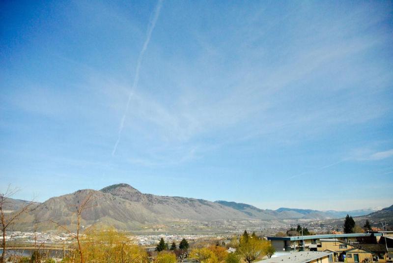 Howard Johnson By Wyndham Downtown Kamloops Exterior foto